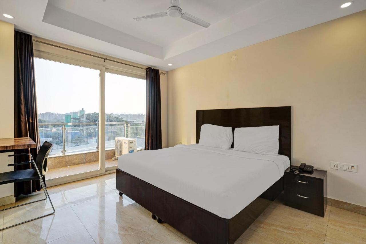 Super Townhouse Tipsyy Near Bestech Central Square Mall Gurgaon Extérieur photo