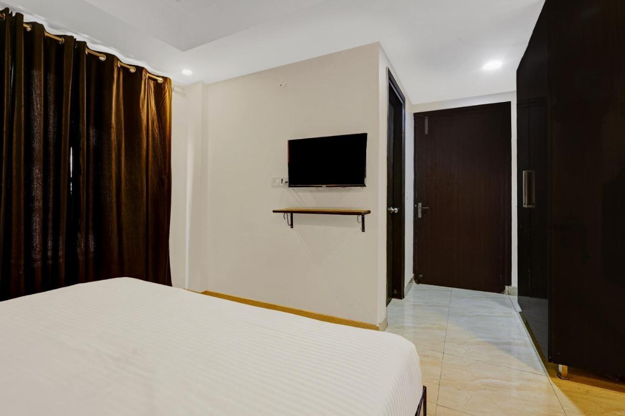 Super Townhouse Tipsyy Near Bestech Central Square Mall Gurgaon Extérieur photo