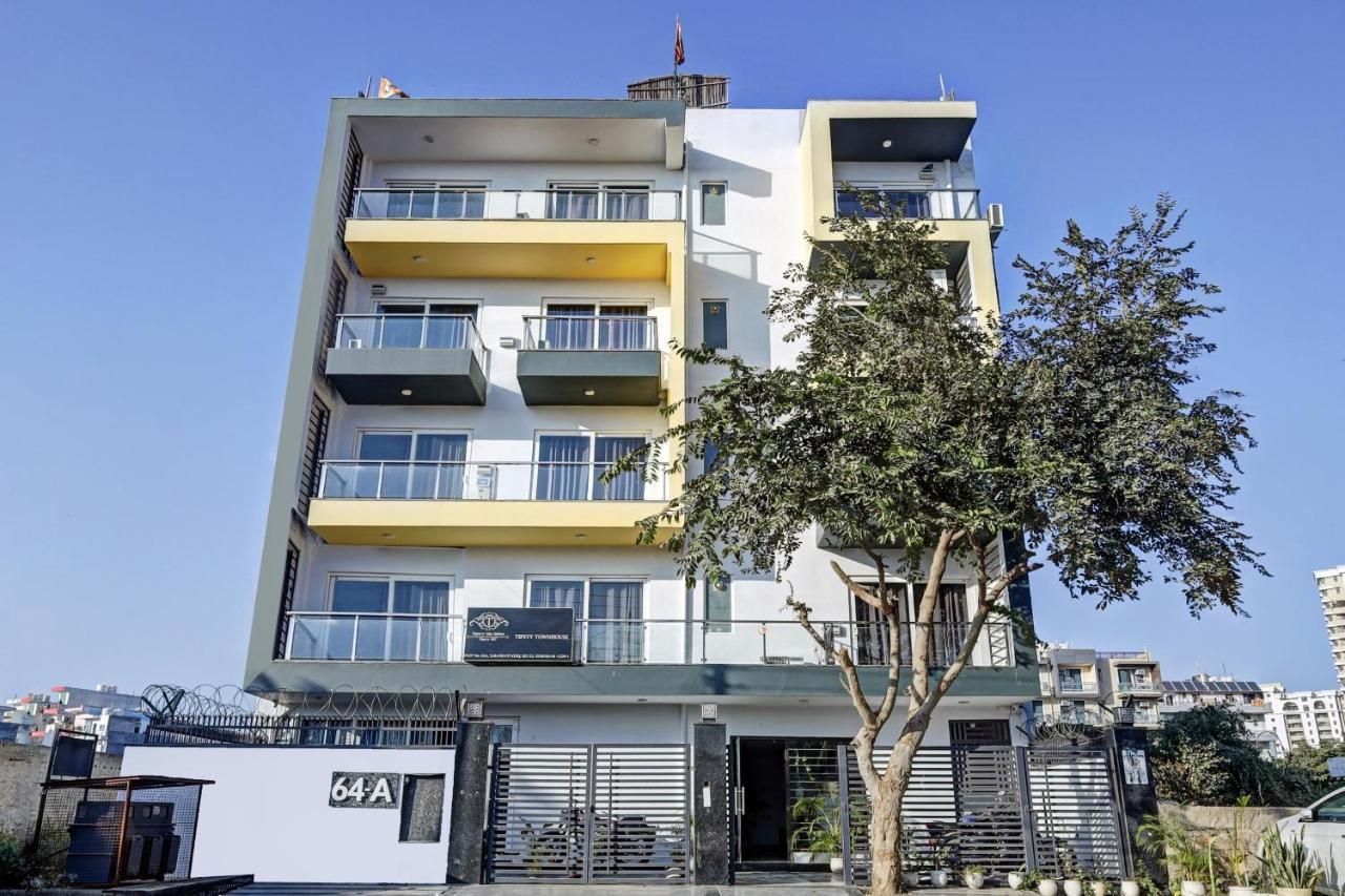 Super Townhouse Tipsyy Near Bestech Central Square Mall Gurgaon Extérieur photo