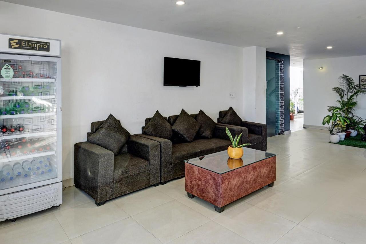 Super Townhouse Tipsyy Near Bestech Central Square Mall Gurgaon Extérieur photo