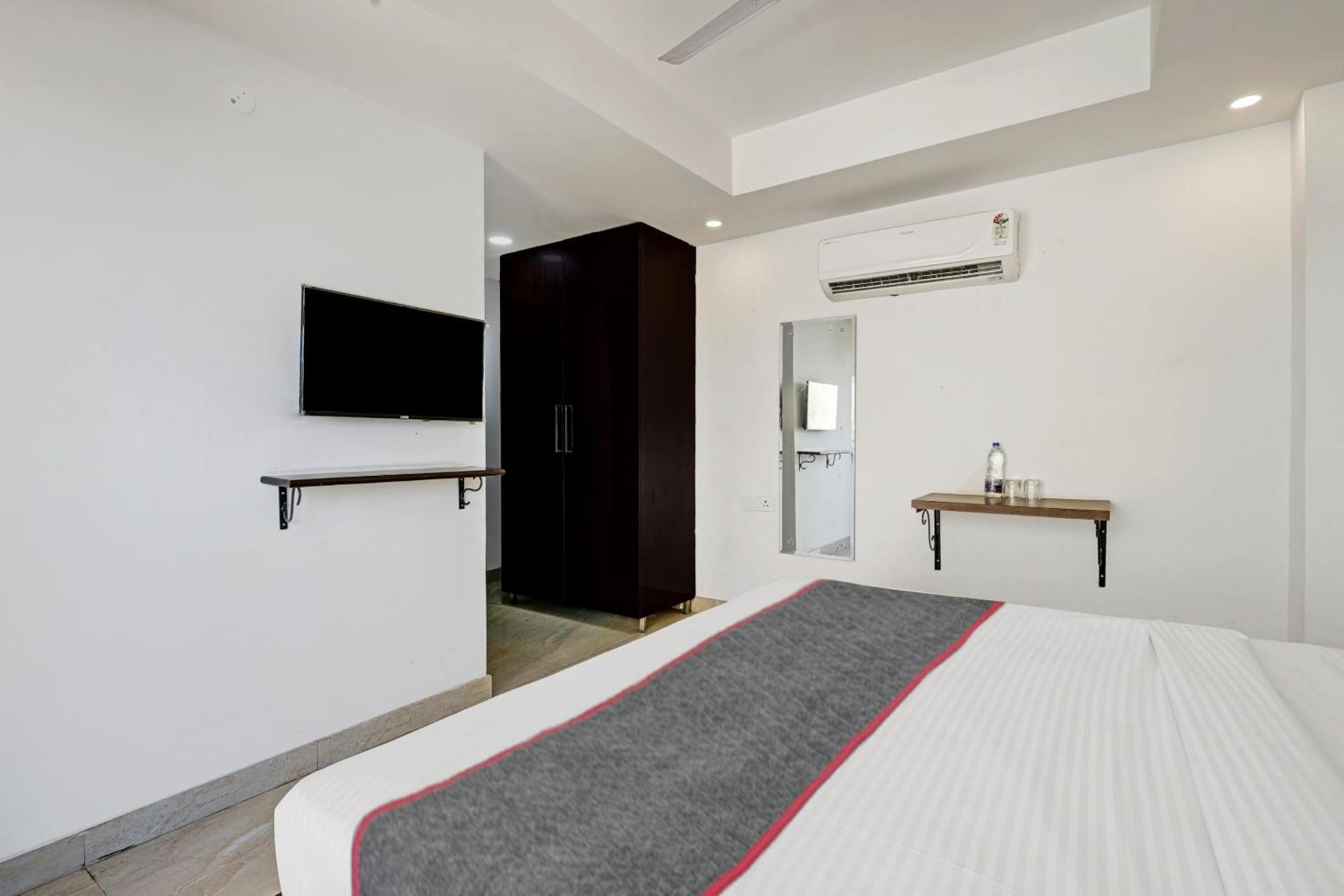 Super Townhouse Tipsyy Near Bestech Central Square Mall Gurgaon Extérieur photo