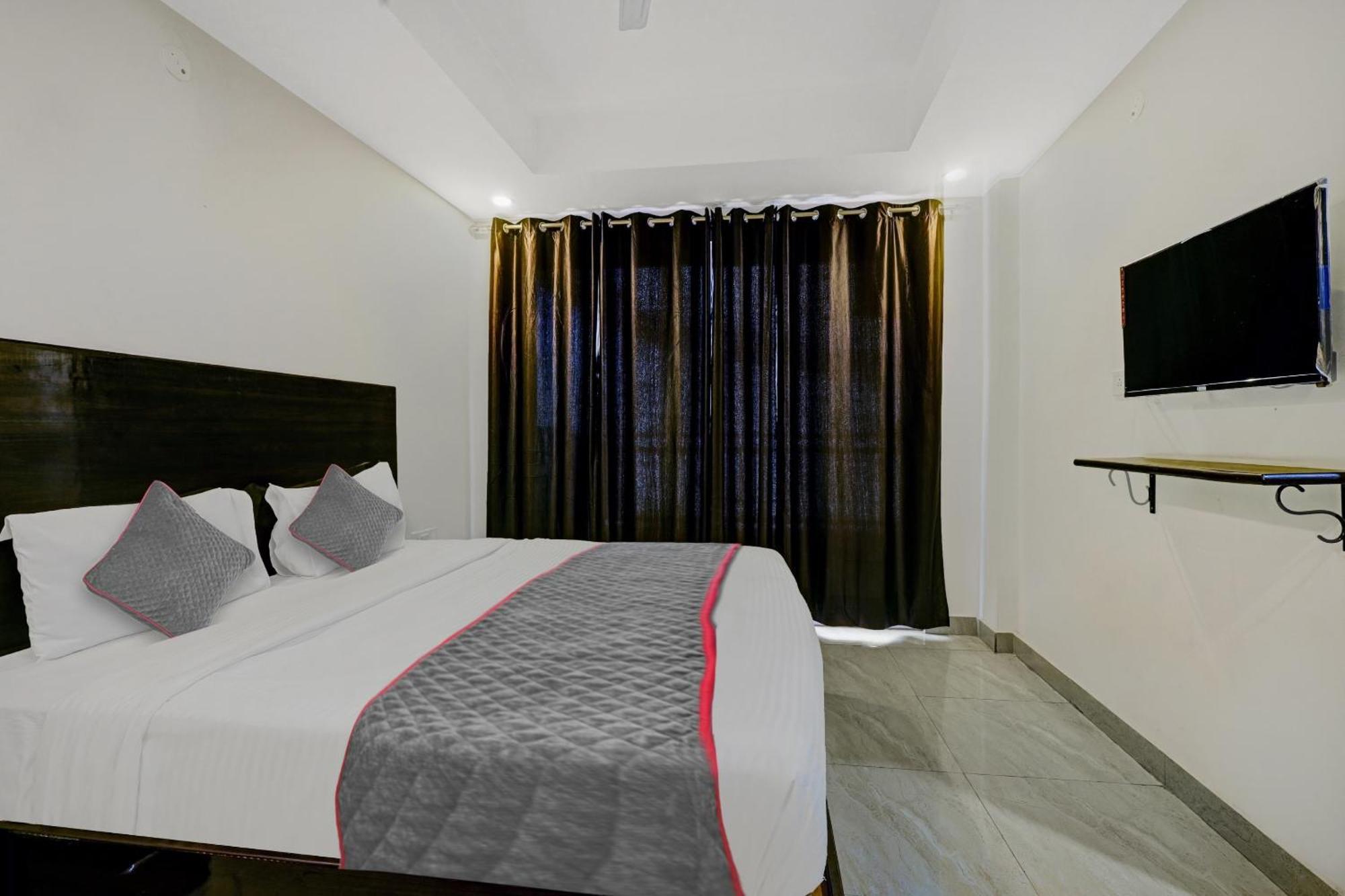 Super Townhouse Tipsyy Near Bestech Central Square Mall Gurgaon Extérieur photo