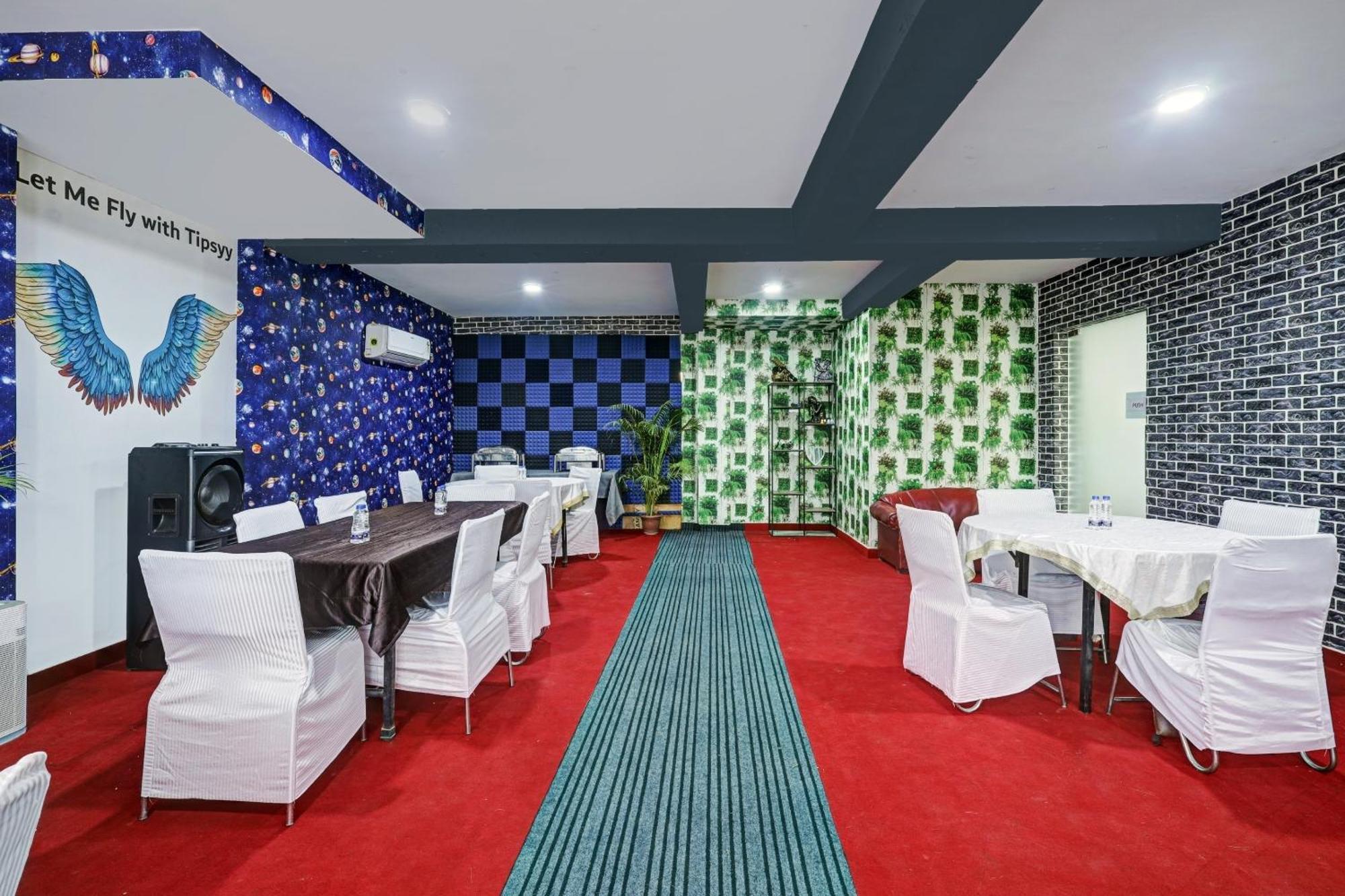 Super Townhouse Tipsyy Near Bestech Central Square Mall Gurgaon Extérieur photo