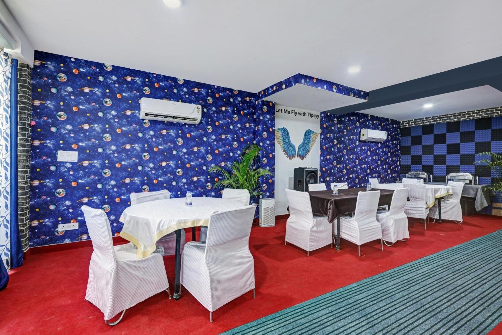 Super Townhouse Tipsyy Near Bestech Central Square Mall Gurgaon Extérieur photo