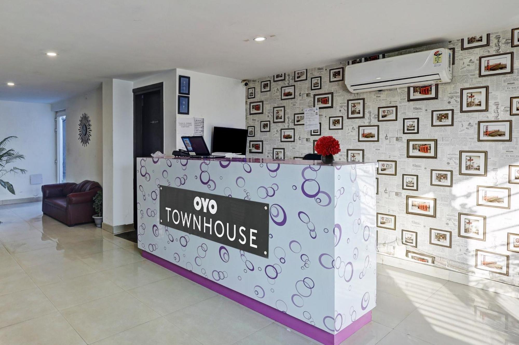 Super Townhouse Tipsyy Near Bestech Central Square Mall Gurgaon Extérieur photo